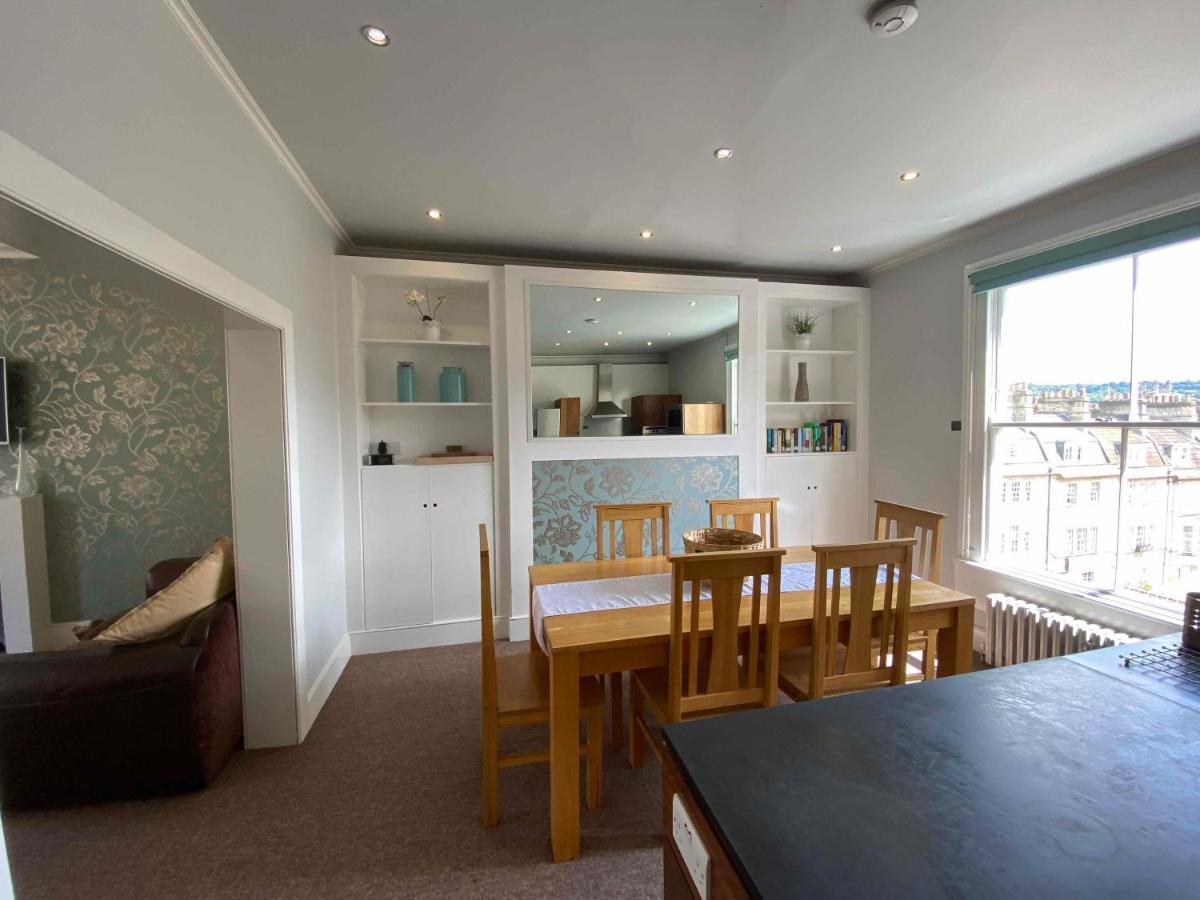 Bath Roof Terrace Apartment, City Centre, Sleeps Up To 8 Ngoại thất bức ảnh